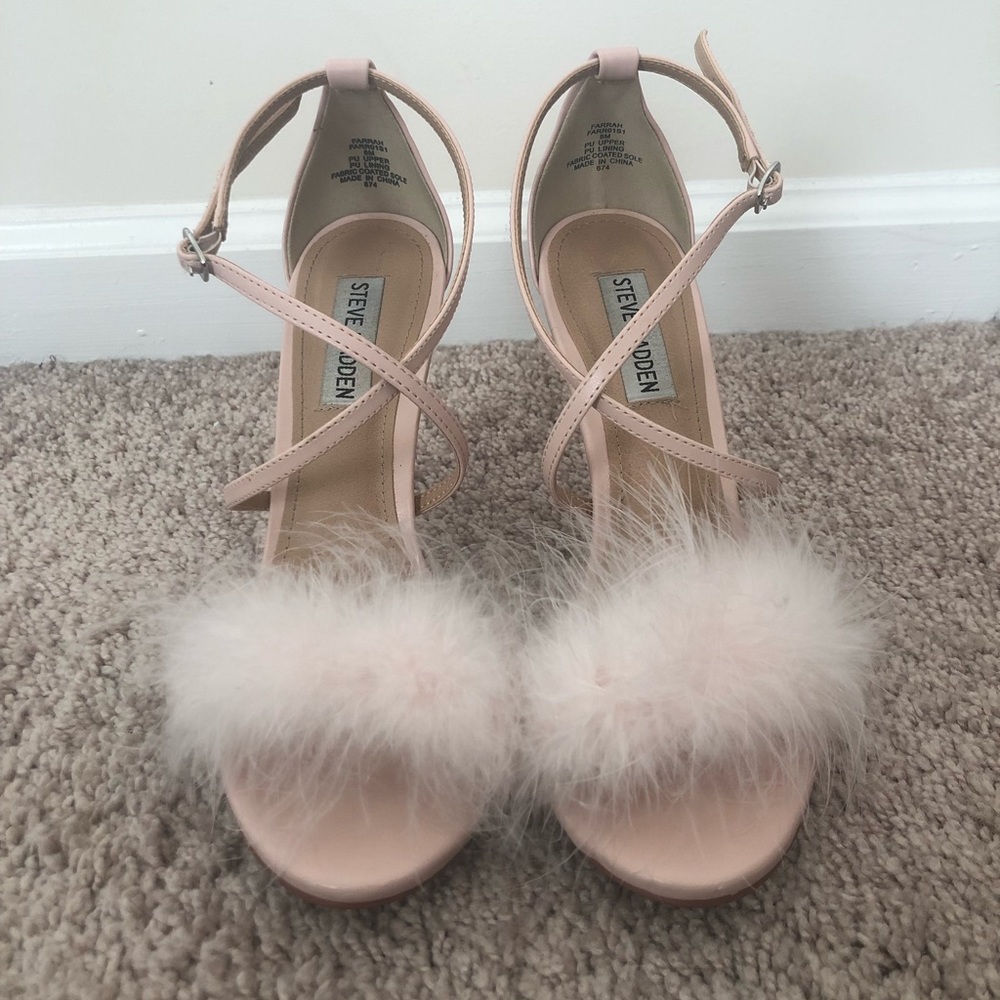 4” Fuzzy Blush Steve Madden Heels - Picture 1 of 4